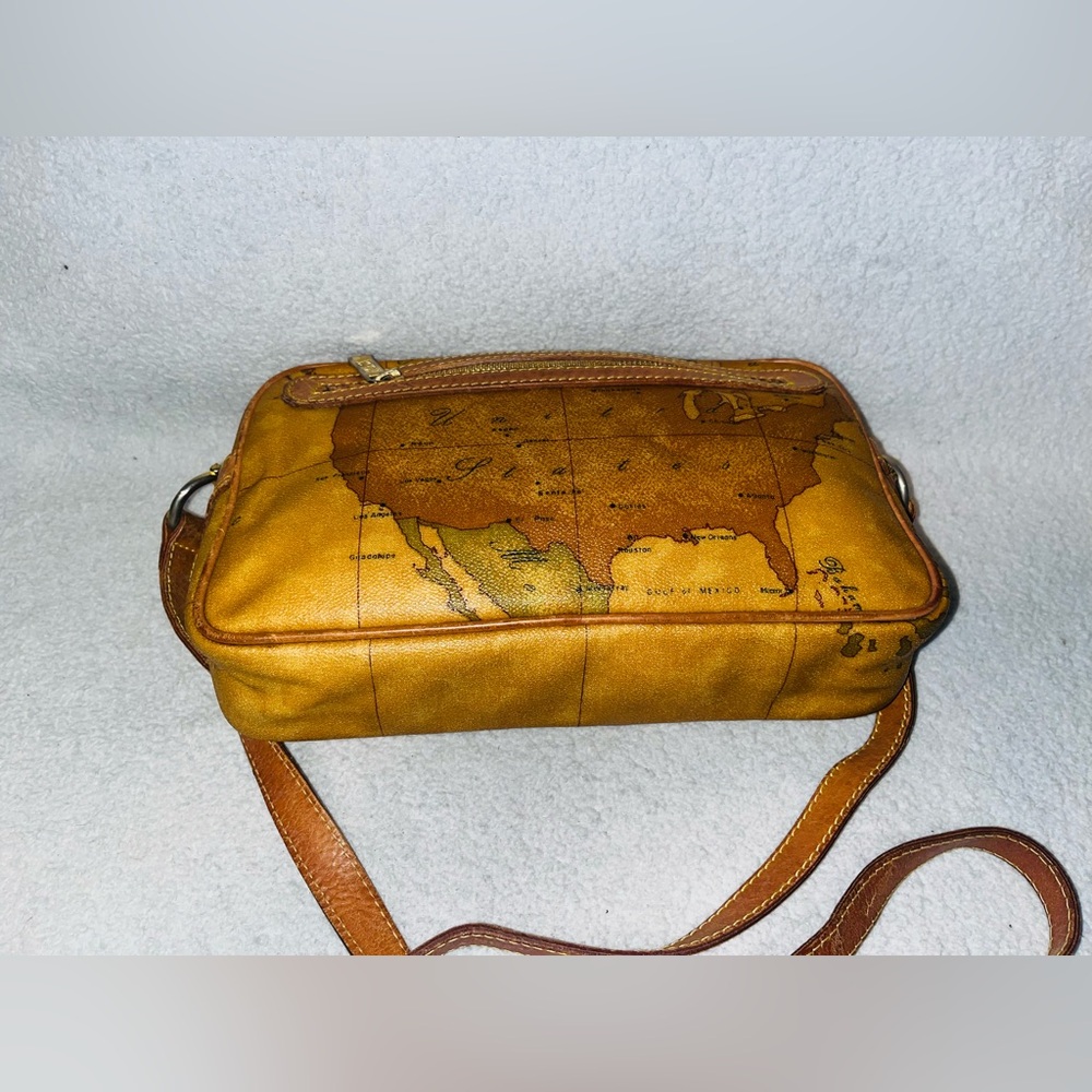 Alviero Martini World Map Crossbody Bag - Picture 11 of 15